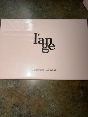 Lange Light Pink Microfiber Hair Wrap